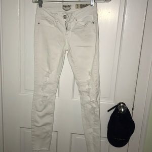 White ripped skinny jeans